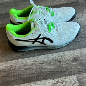 ASICS GEL-Resolution 8 Men’s Tennis Shoes – White/Green Gecko | Size 11